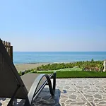 Beach House At Seafront Holiday home Meneou