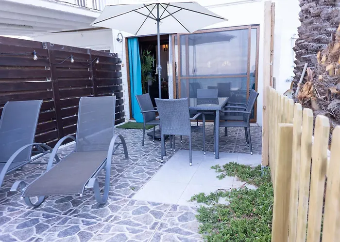 Beach House At Seafront Meneou