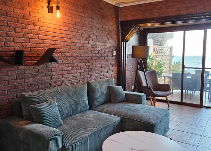 Beach House At Seafront Holiday home