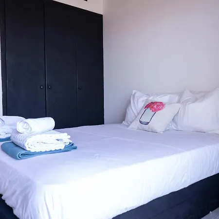 Beach House At Seafront Case de vacanță Meneou