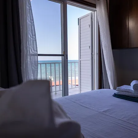 Beach House At Seafront Meneou