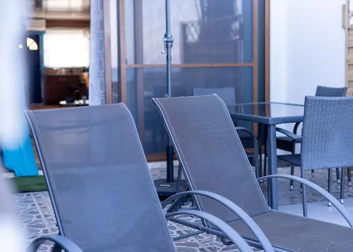 Prázdninový dům Beach House At Seafront *